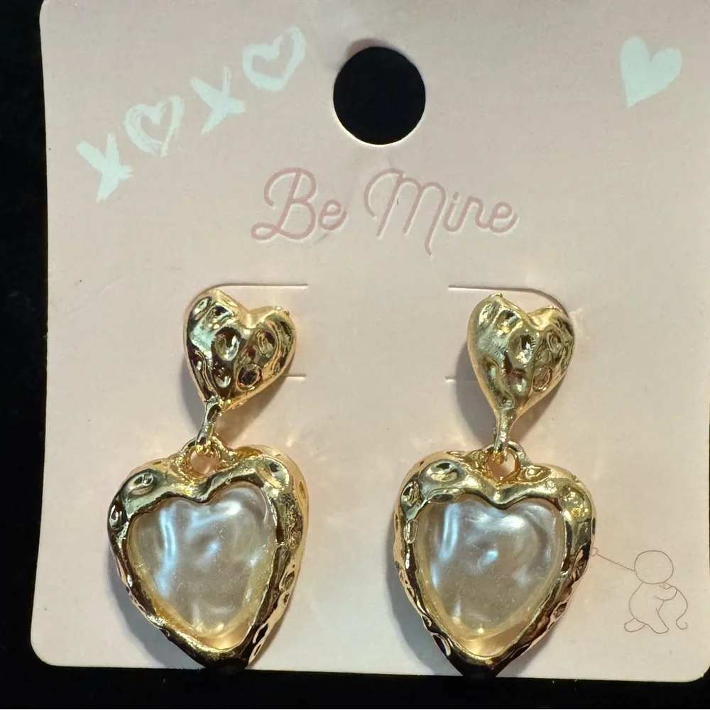 Gold Pearl Heart Drop Earrings Romantic Statement Earrings - Picture 2 of 3